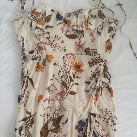 Reformation Kourtney Floral dress - Picture 4 of 6